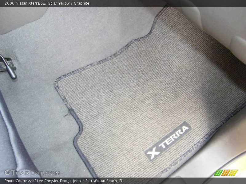 Solar Yellow / Graphite 2006 Nissan Xterra SE