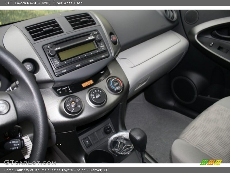 Super White / Ash 2012 Toyota RAV4 I4 4WD
