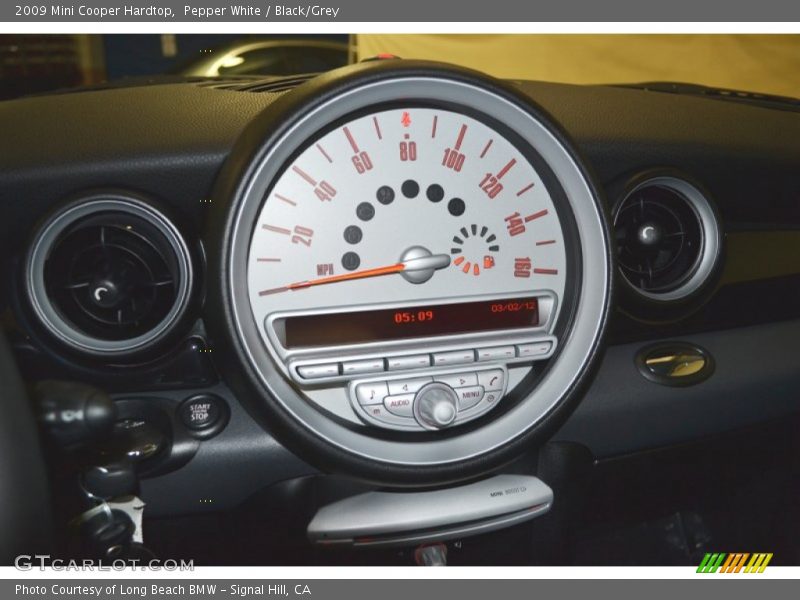 Pepper White / Black/Grey 2009 Mini Cooper Hardtop