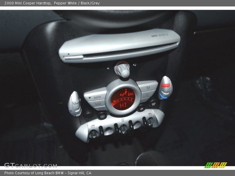 Pepper White / Black/Grey 2009 Mini Cooper Hardtop