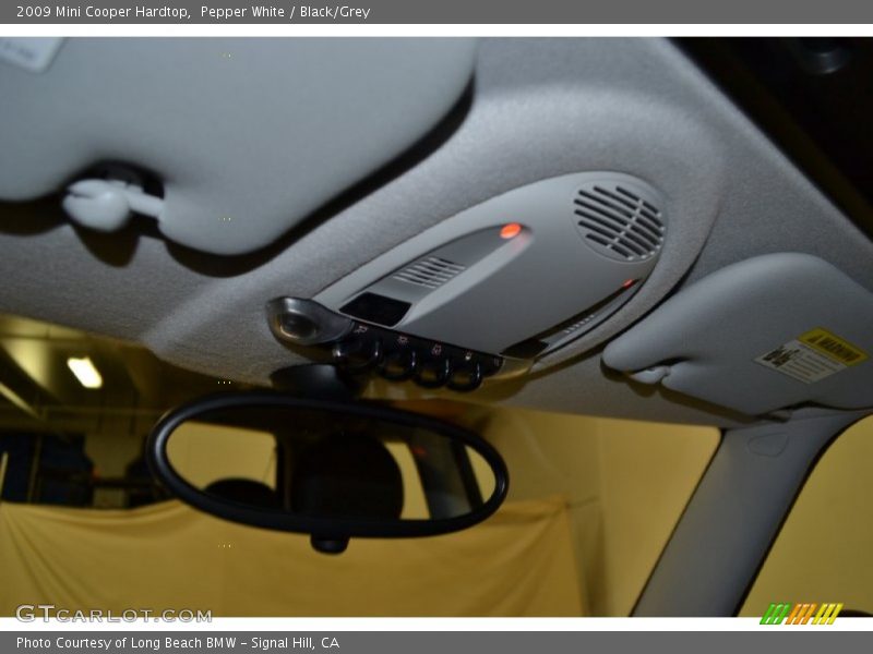 Pepper White / Black/Grey 2009 Mini Cooper Hardtop