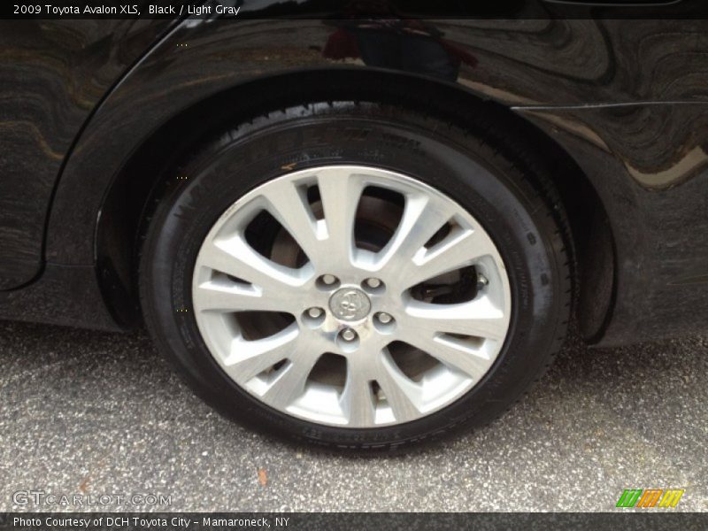 Black / Light Gray 2009 Toyota Avalon XLS