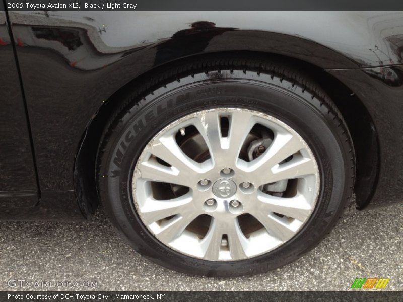 Black / Light Gray 2009 Toyota Avalon XLS