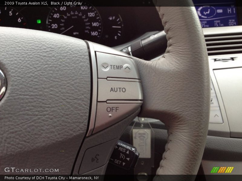 Black / Light Gray 2009 Toyota Avalon XLS