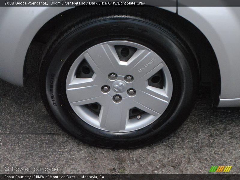 Bright Silver Metallic / Dark Slate Gray/Light Slate Gray 2008 Dodge Avenger SE