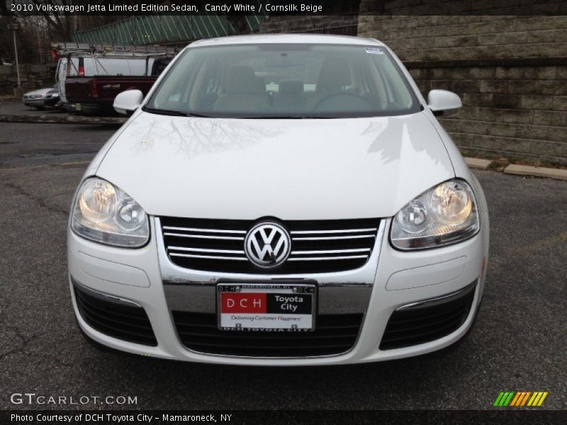Candy White / Cornsilk Beige 2010 Volkswagen Jetta Limited Edition Sedan