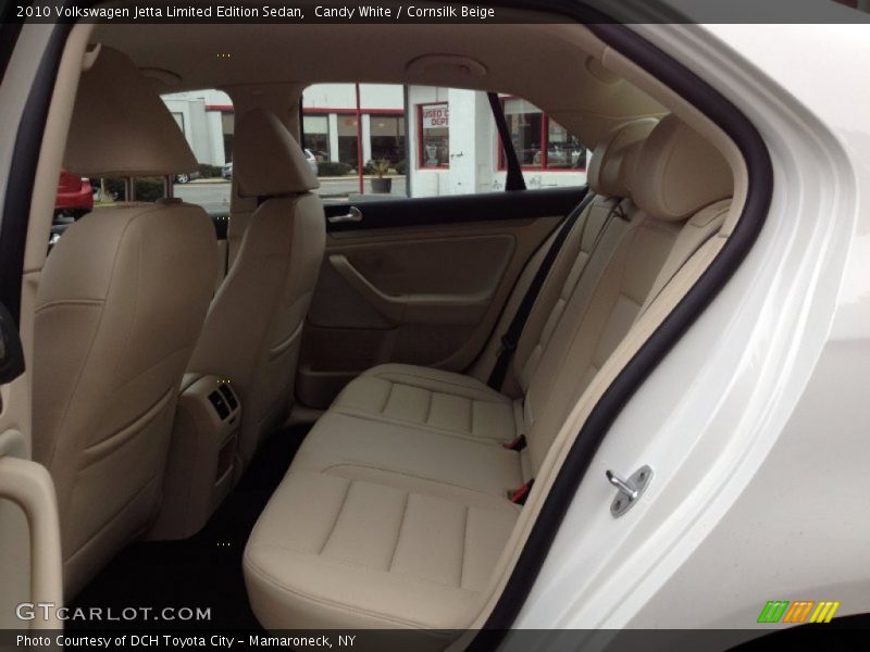 Candy White / Cornsilk Beige 2010 Volkswagen Jetta Limited Edition Sedan