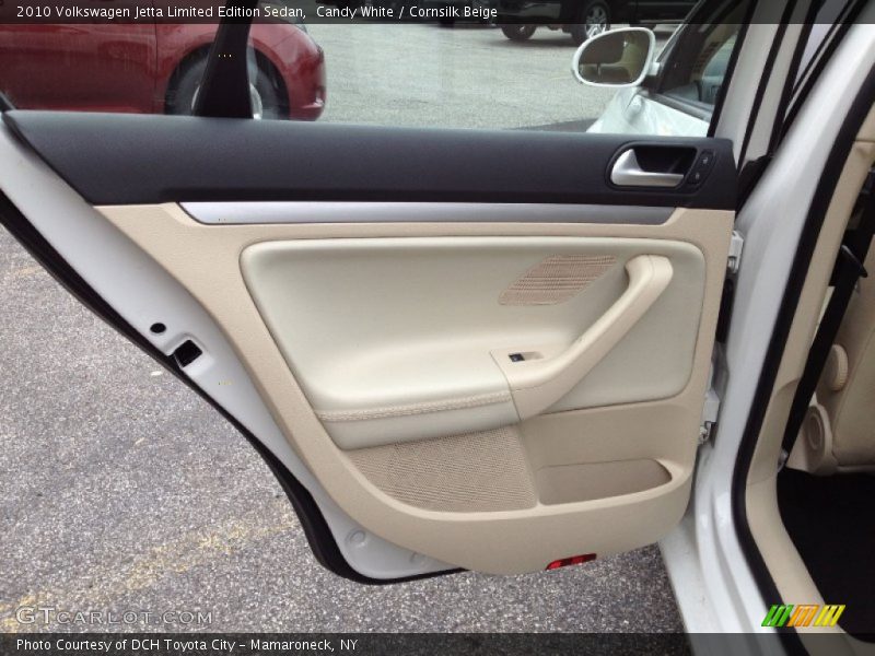 Candy White / Cornsilk Beige 2010 Volkswagen Jetta Limited Edition Sedan