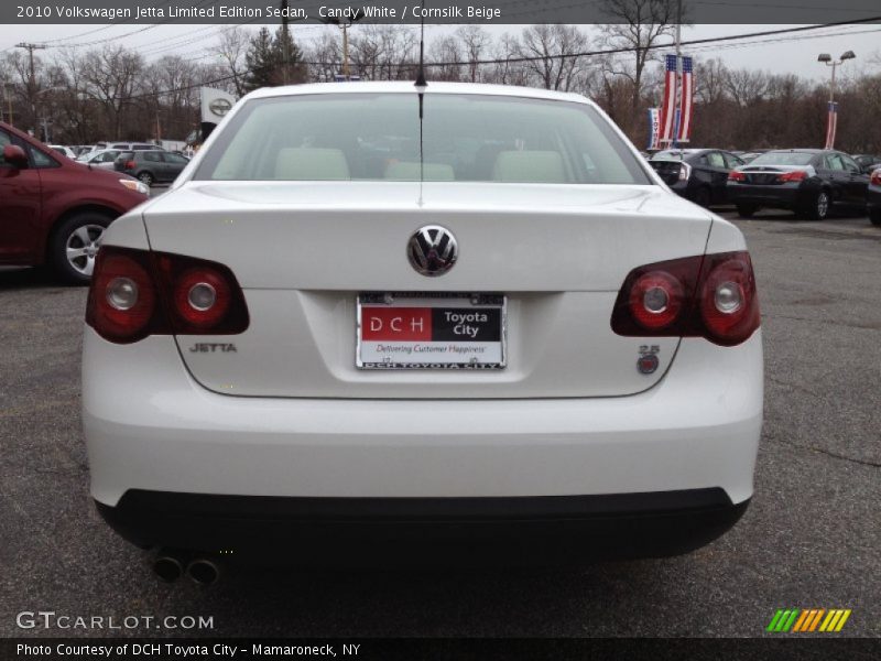 Candy White / Cornsilk Beige 2010 Volkswagen Jetta Limited Edition Sedan