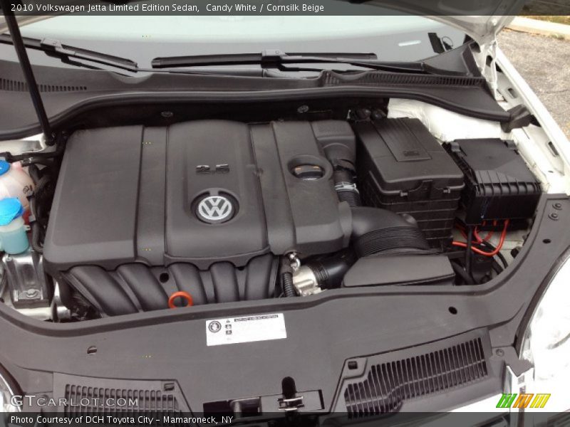  2010 Jetta Limited Edition Sedan Engine - 2.5 Liter DOHC 20-Valve 5 Cylinder