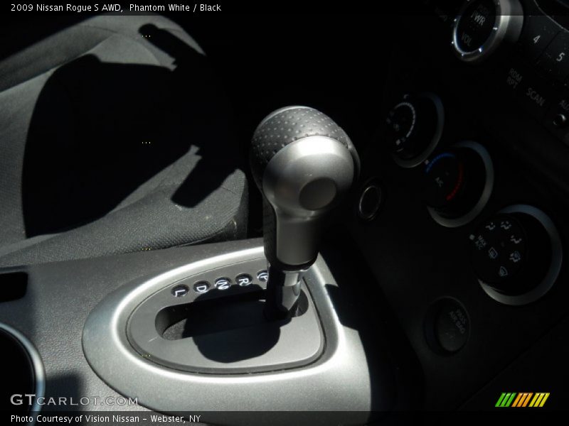 Phantom White / Black 2009 Nissan Rogue S AWD