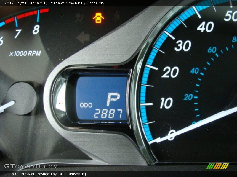 Predawn Gray Mica / Light Gray 2012 Toyota Sienna XLE