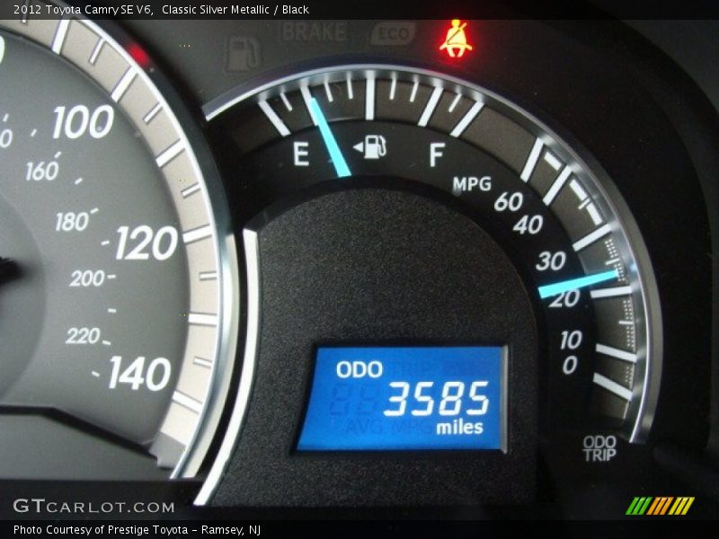 Classic Silver Metallic / Black 2012 Toyota Camry SE V6