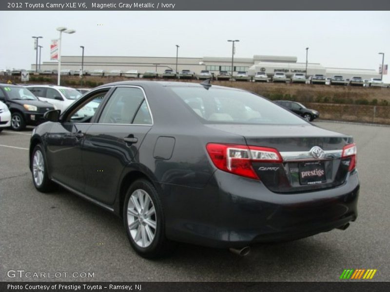 Magnetic Gray Metallic / Ivory 2012 Toyota Camry XLE V6