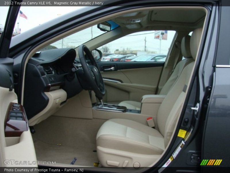 Magnetic Gray Metallic / Ivory 2012 Toyota Camry XLE V6