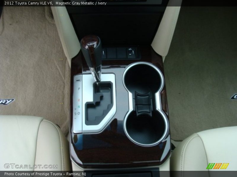 Magnetic Gray Metallic / Ivory 2012 Toyota Camry XLE V6