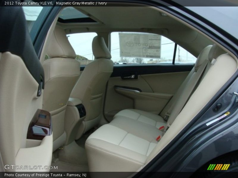 Magnetic Gray Metallic / Ivory 2012 Toyota Camry XLE V6
