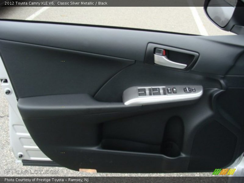 Classic Silver Metallic / Black 2012 Toyota Camry XLE V6