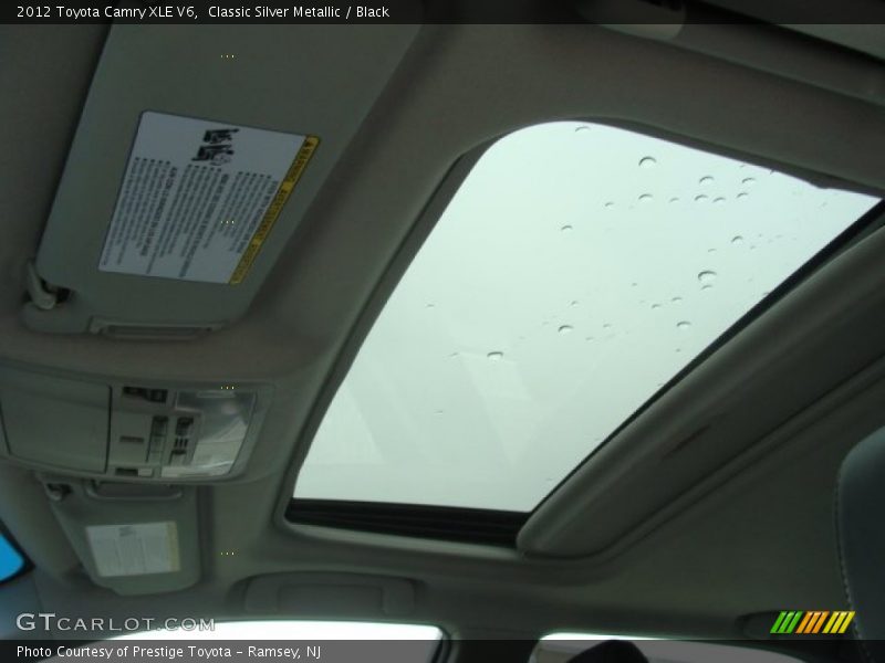 Classic Silver Metallic / Black 2012 Toyota Camry XLE V6