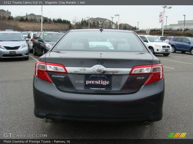 Magnetic Gray Metallic / Ash 2012 Toyota Camry XLE V6