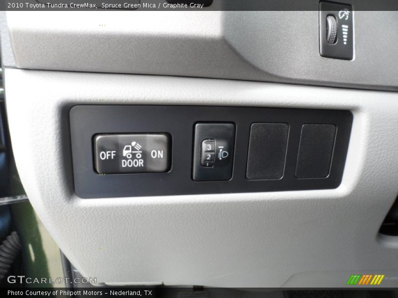 Spruce Green Mica / Graphite Gray 2010 Toyota Tundra CrewMax