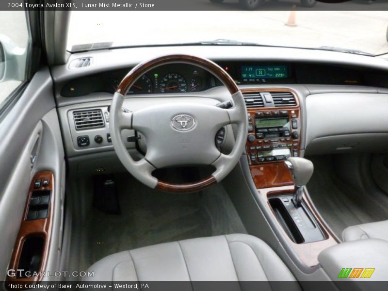 Lunar Mist Metallic / Stone 2004 Toyota Avalon XLS