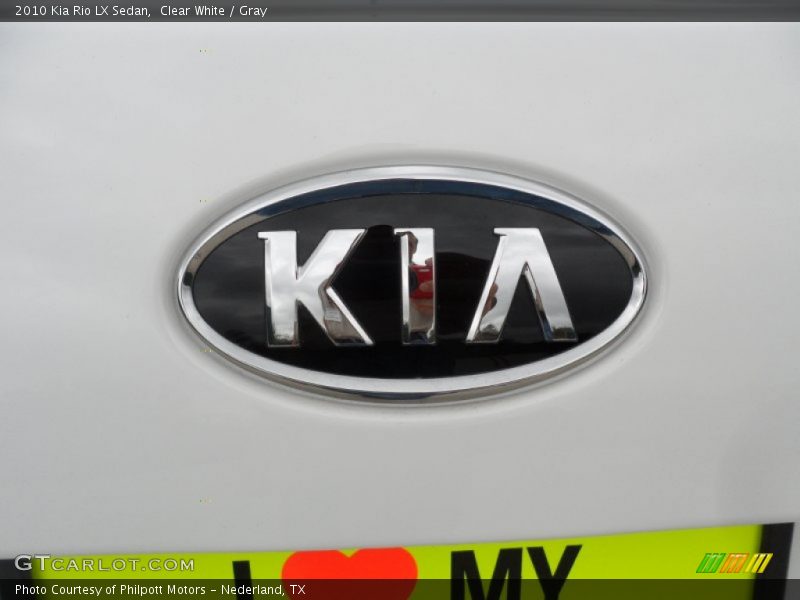 Clear White / Gray 2010 Kia Rio LX Sedan