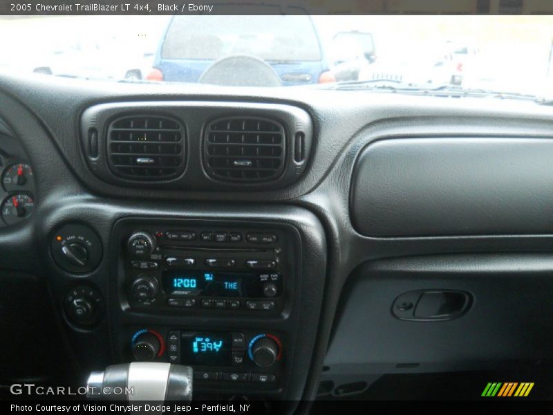 Black / Ebony 2005 Chevrolet TrailBlazer LT 4x4