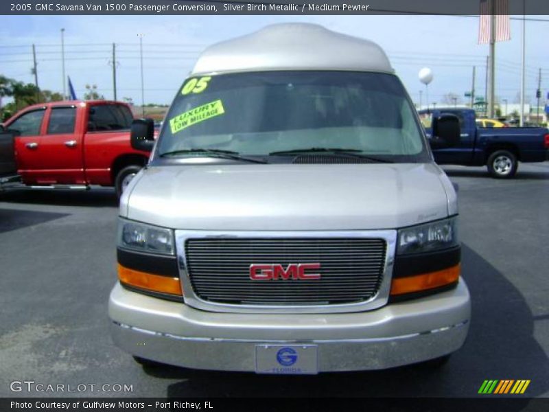 Silver Birch Metallic / Medium Pewter 2005 GMC Savana Van 1500 Passenger Conversion