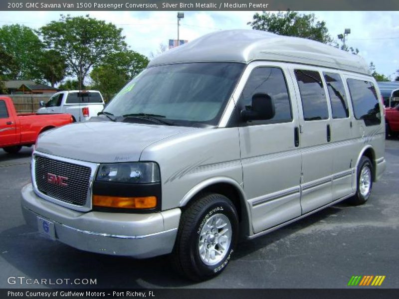 Silver Birch Metallic / Medium Pewter 2005 GMC Savana Van 1500 Passenger Conversion