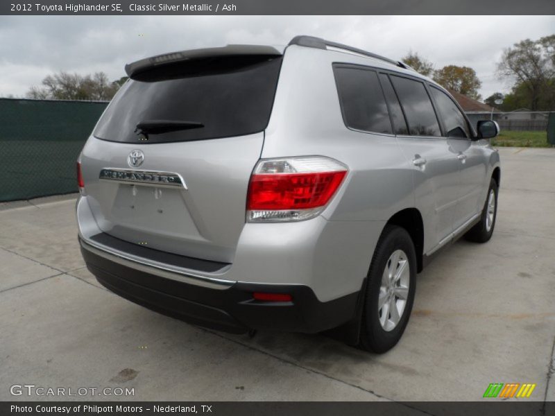 Classic Silver Metallic / Ash 2012 Toyota Highlander SE