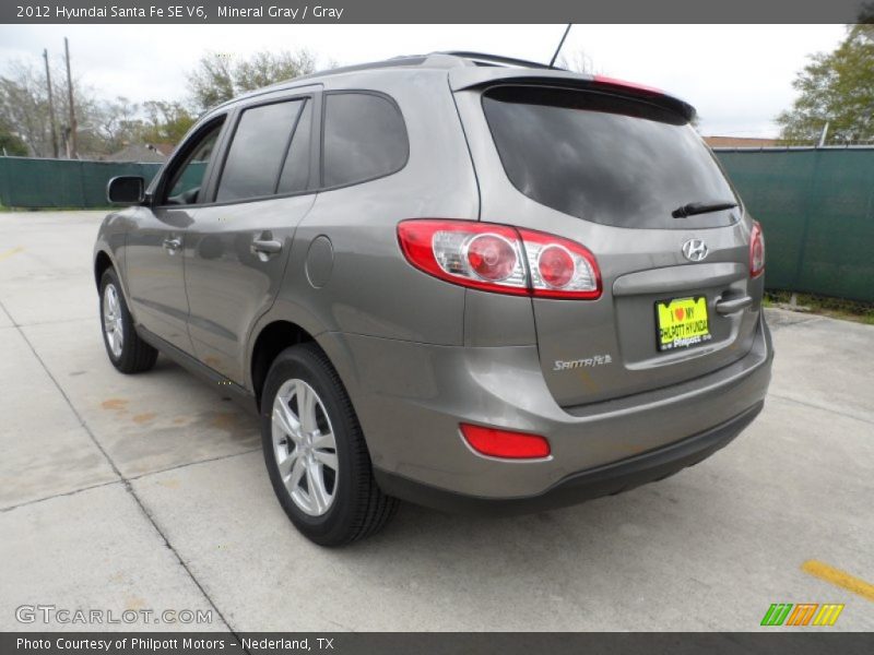Mineral Gray / Gray 2012 Hyundai Santa Fe SE V6