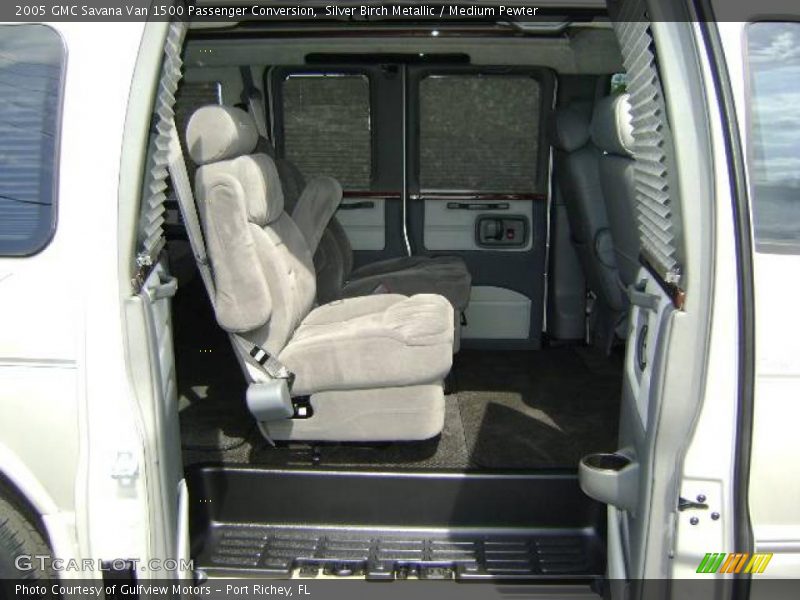 Silver Birch Metallic / Medium Pewter 2005 GMC Savana Van 1500 Passenger Conversion