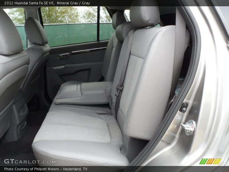 Mineral Gray / Gray 2012 Hyundai Santa Fe SE V6