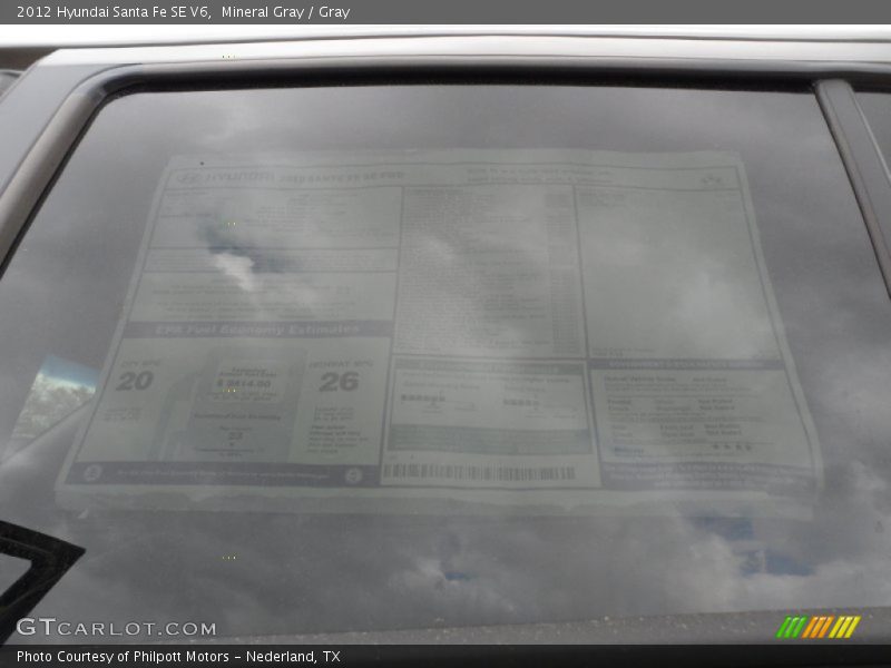 Mineral Gray / Gray 2012 Hyundai Santa Fe SE V6
