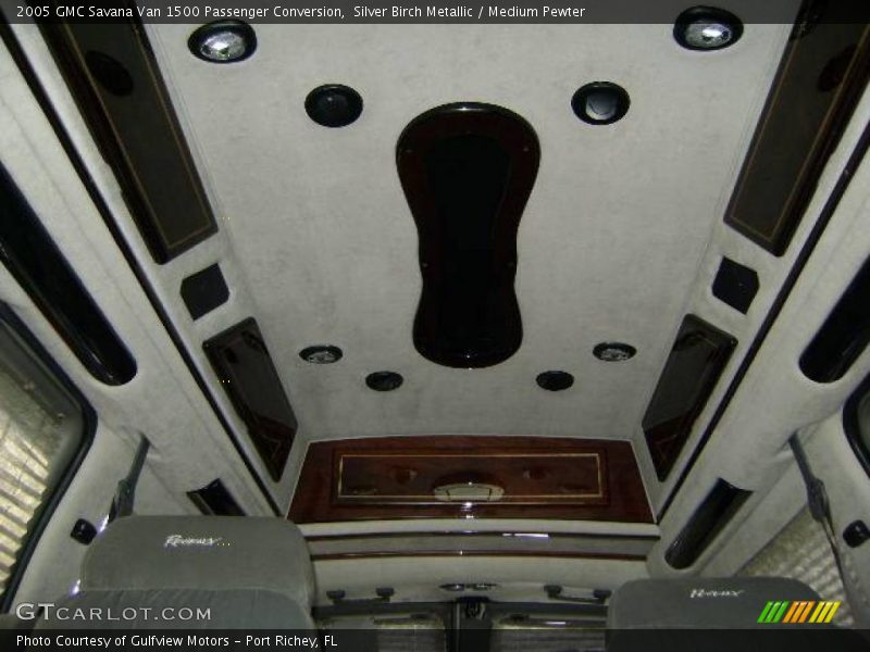 Silver Birch Metallic / Medium Pewter 2005 GMC Savana Van 1500 Passenger Conversion