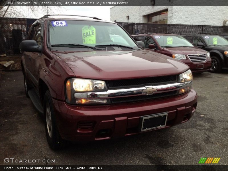 Majestic Red Metallic / Medium Pewter 2004 Chevrolet TrailBlazer LS 4x4