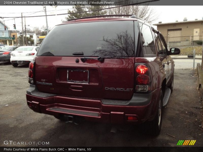 Majestic Red Metallic / Medium Pewter 2004 Chevrolet TrailBlazer LS 4x4