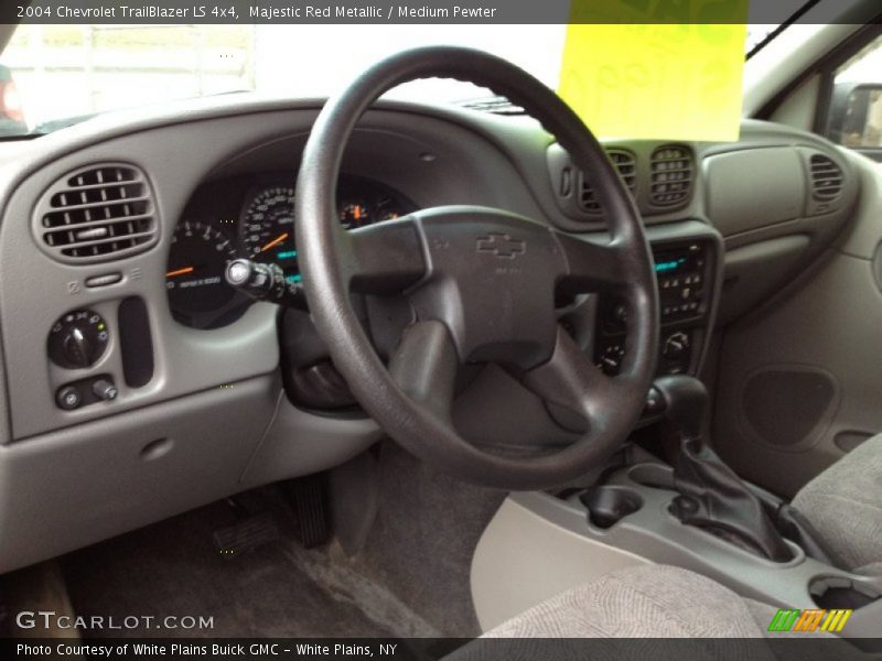 Majestic Red Metallic / Medium Pewter 2004 Chevrolet TrailBlazer LS 4x4