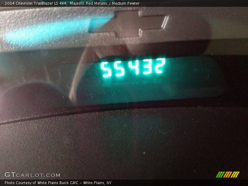 Majestic Red Metallic / Medium Pewter 2004 Chevrolet TrailBlazer LS 4x4