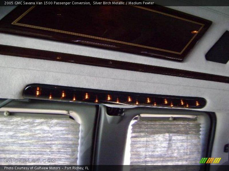 Silver Birch Metallic / Medium Pewter 2005 GMC Savana Van 1500 Passenger Conversion