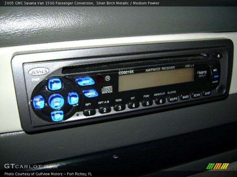 Silver Birch Metallic / Medium Pewter 2005 GMC Savana Van 1500 Passenger Conversion