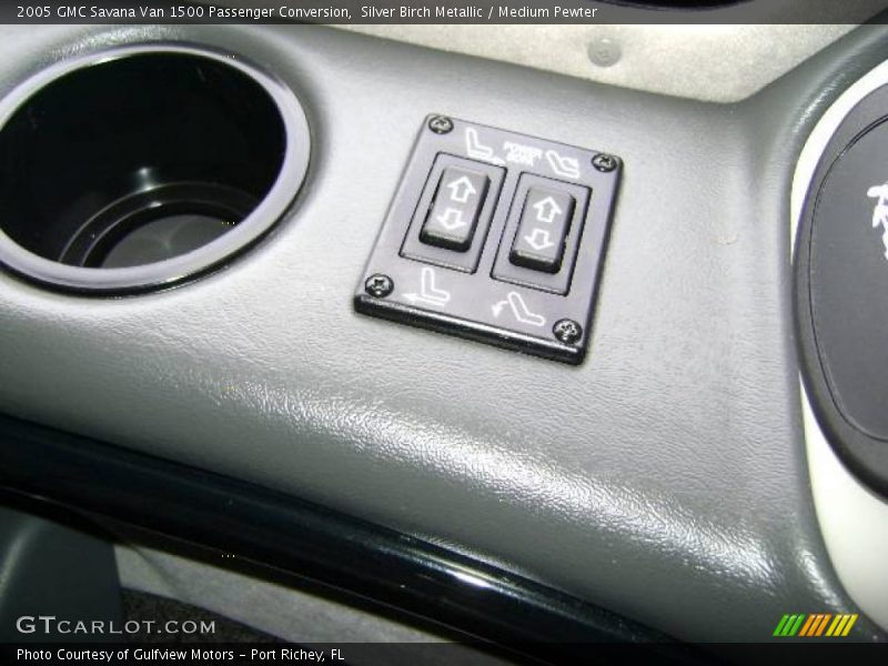 Silver Birch Metallic / Medium Pewter 2005 GMC Savana Van 1500 Passenger Conversion