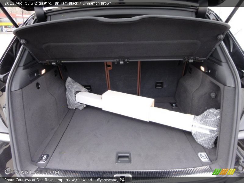 Brilliant Black / Cinnamon Brown 2011 Audi Q5 3.2 quattro