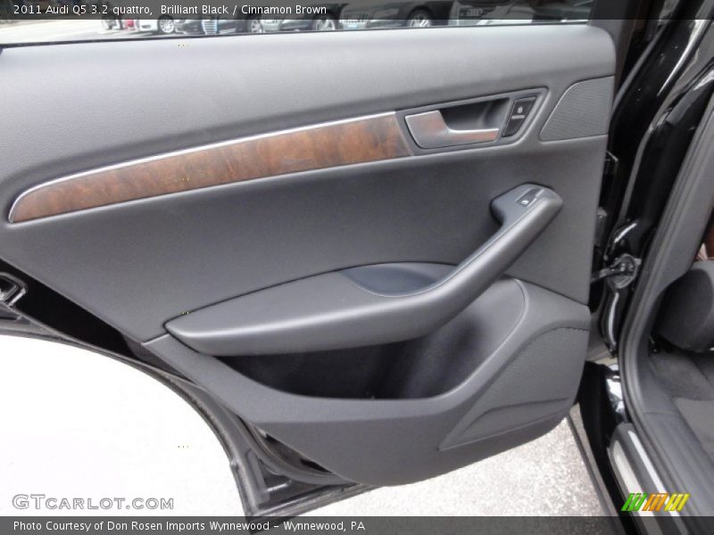 Brilliant Black / Cinnamon Brown 2011 Audi Q5 3.2 quattro