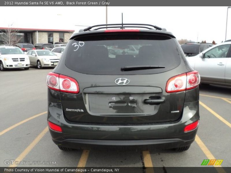 Black Forest Green / Gray 2012 Hyundai Santa Fe SE V6 AWD