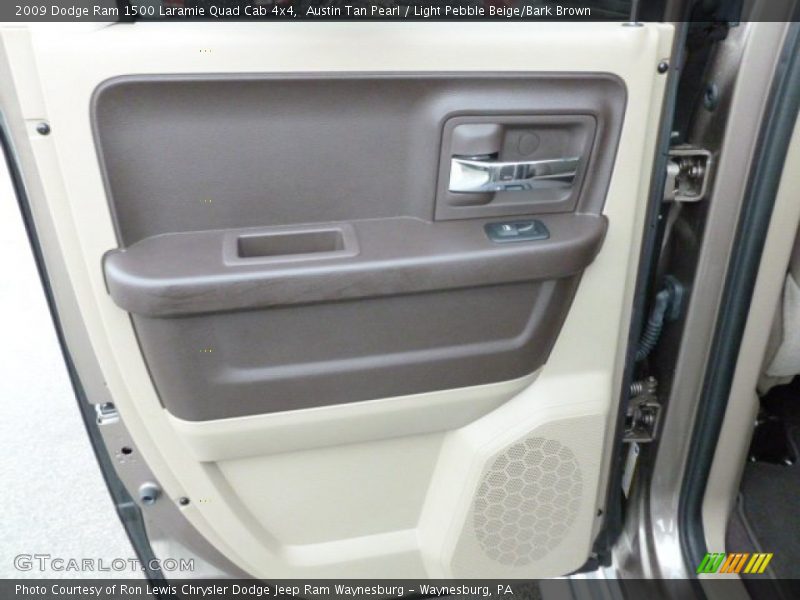 Austin Tan Pearl / Light Pebble Beige/Bark Brown 2009 Dodge Ram 1500 Laramie Quad Cab 4x4