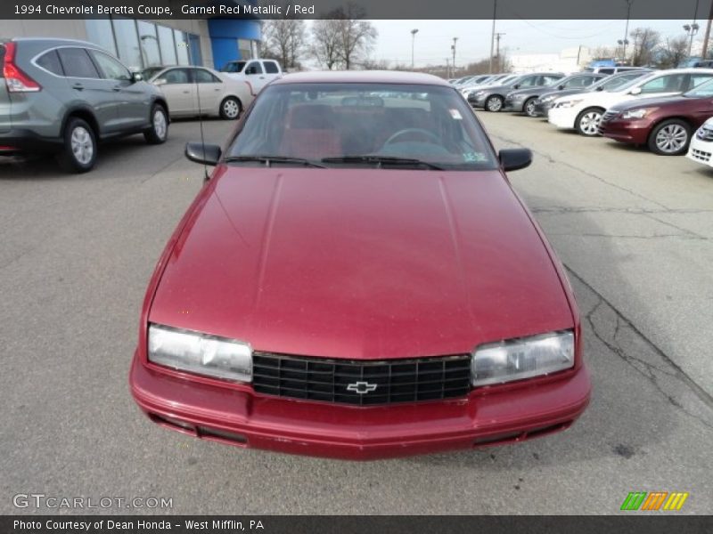 Garnet Red Metallic / Red 1994 Chevrolet Beretta Coupe