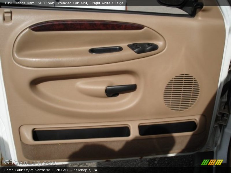 Bright White / Beige 1998 Dodge Ram 1500 Sport Extended Cab 4x4