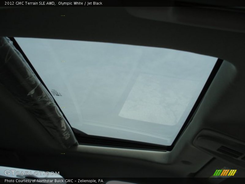Olympic White / Jet Black 2012 GMC Terrain SLE AWD